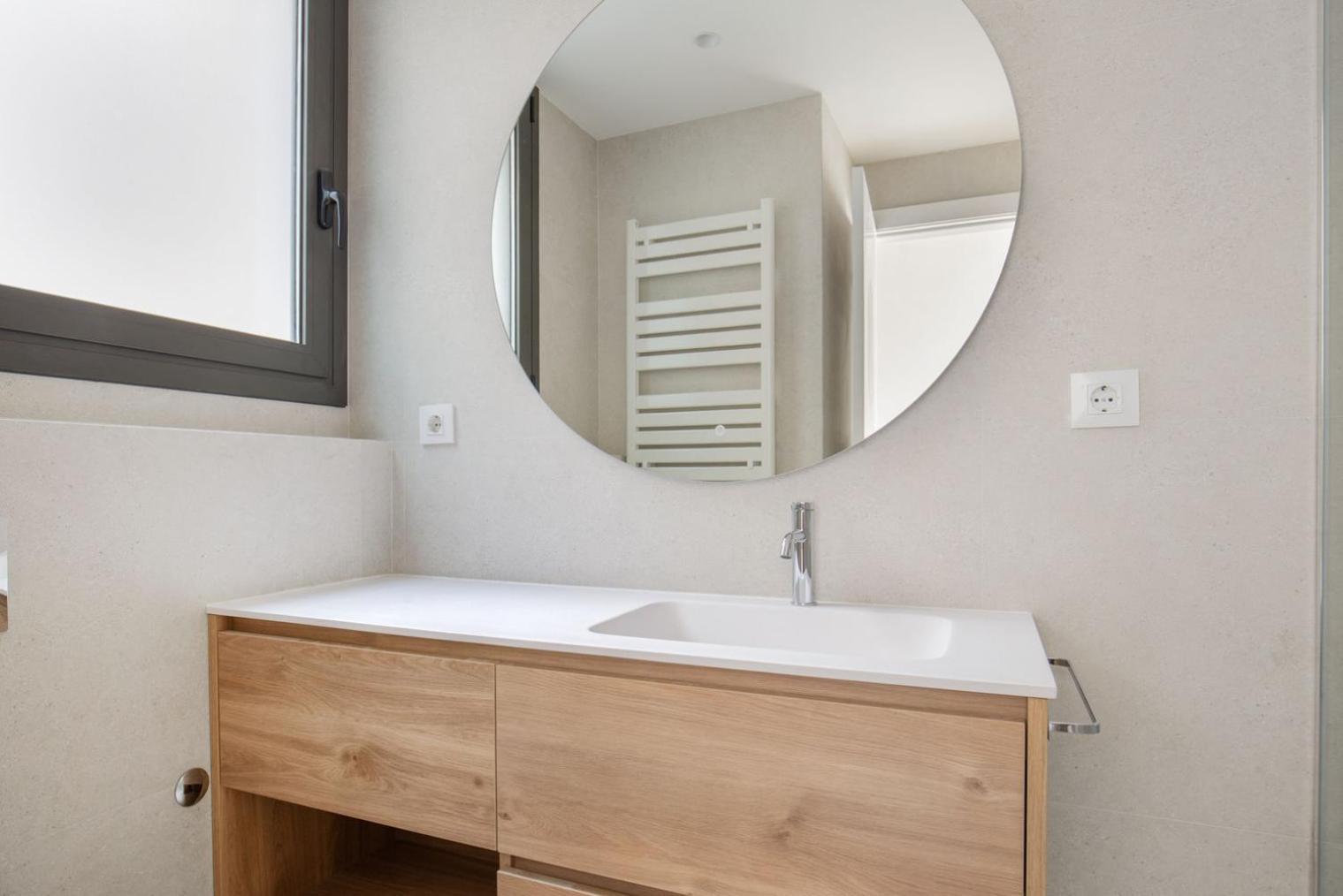 Blueground El Gotic Balcony Fully Furnished Bcn-122 Barcellona